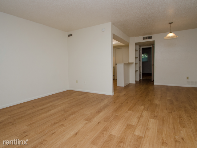 Woodland and Mariposa - Photo 2 of 13