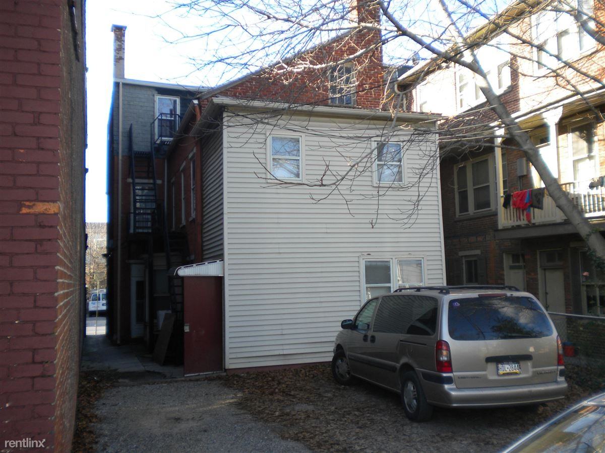 221 W Philadelphia St - Photo 3 of 3