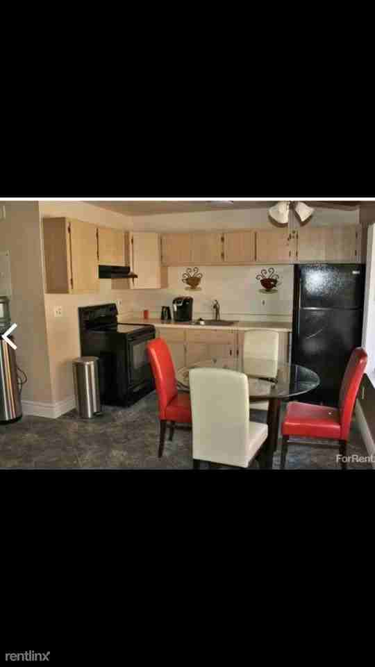 300 E Yavapai Rd - Photo 3 of 9