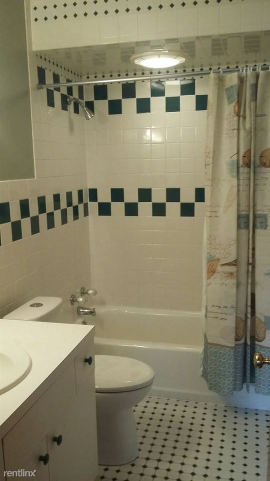 219 Brown St - Photo 3 of 5