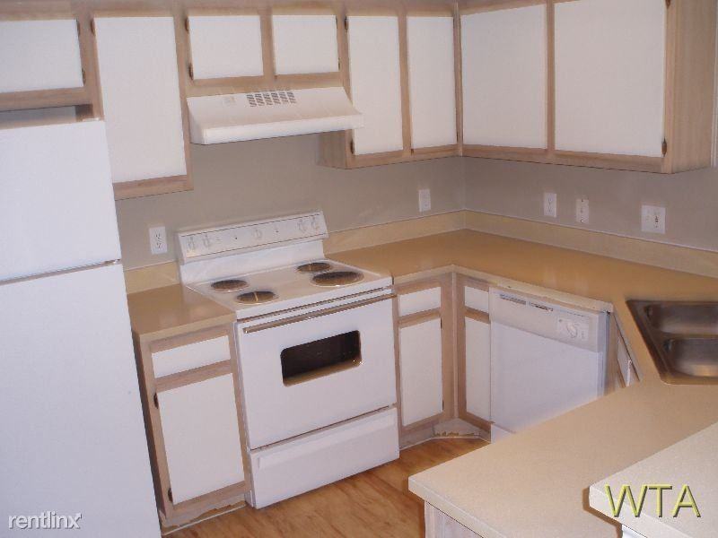 14555 Blanco Rd - Photo 2 of 7