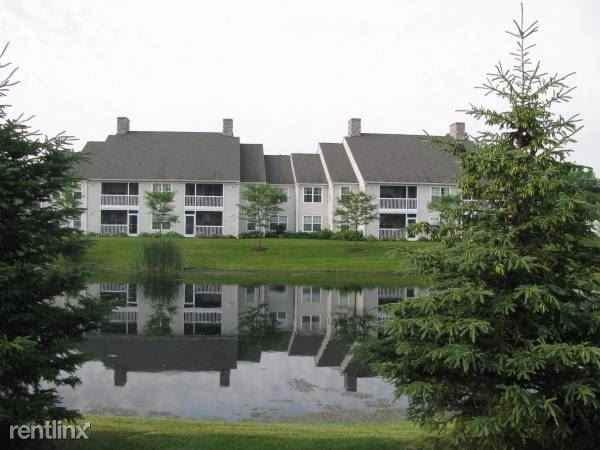 2664 S Knightsbridge Cir