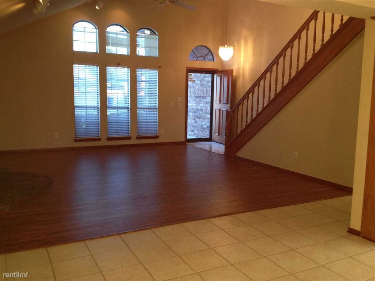 9309 Maybrook Dr - Photo 2 of 18