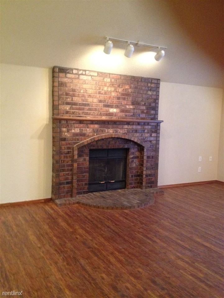 9309 Maybrook Dr - Photo 3 of 18