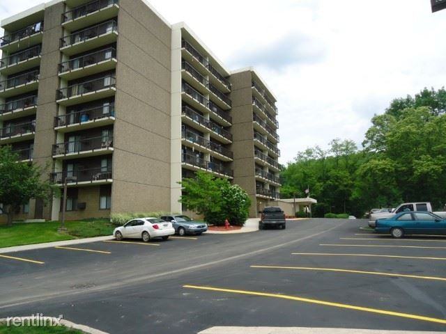 212 Chestnut St - Photo 2 of 3