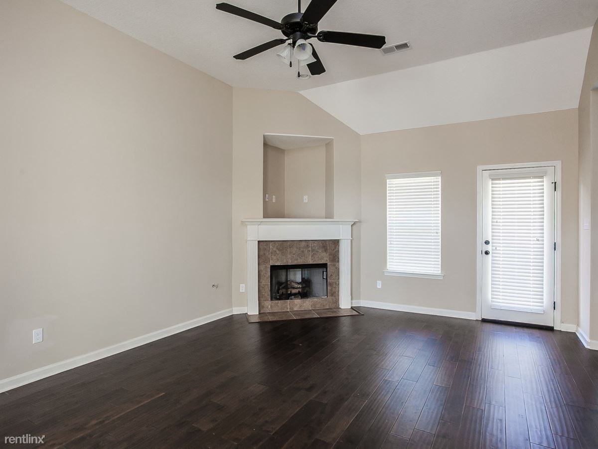 5023 Forest Oasis Ln - Photo 2 of 12