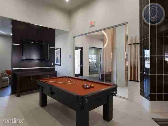 I 35 and Slaughter - Photo 2 of 20