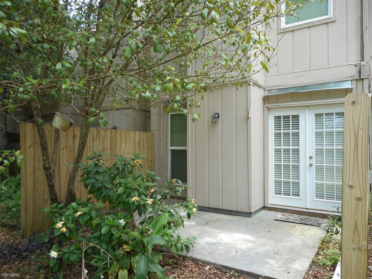 133 Sandra Del Mar Dr - Photo 2 of 10