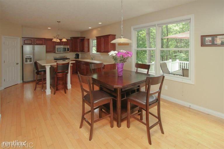 2701 Avalon Woods Ct - Photo 3 of 10