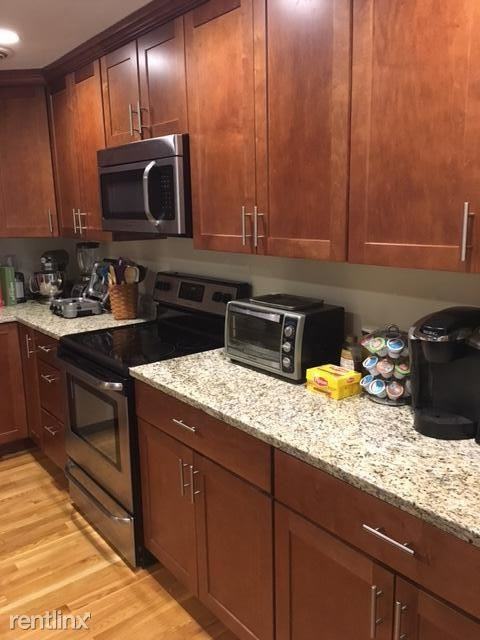 197 Kent St - Photo 3 of 35