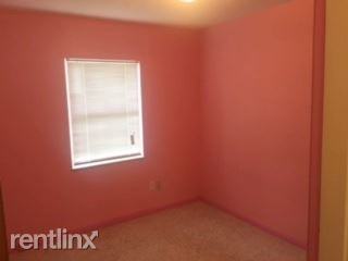 3141 Walnut St NW - Photo 3 of 10