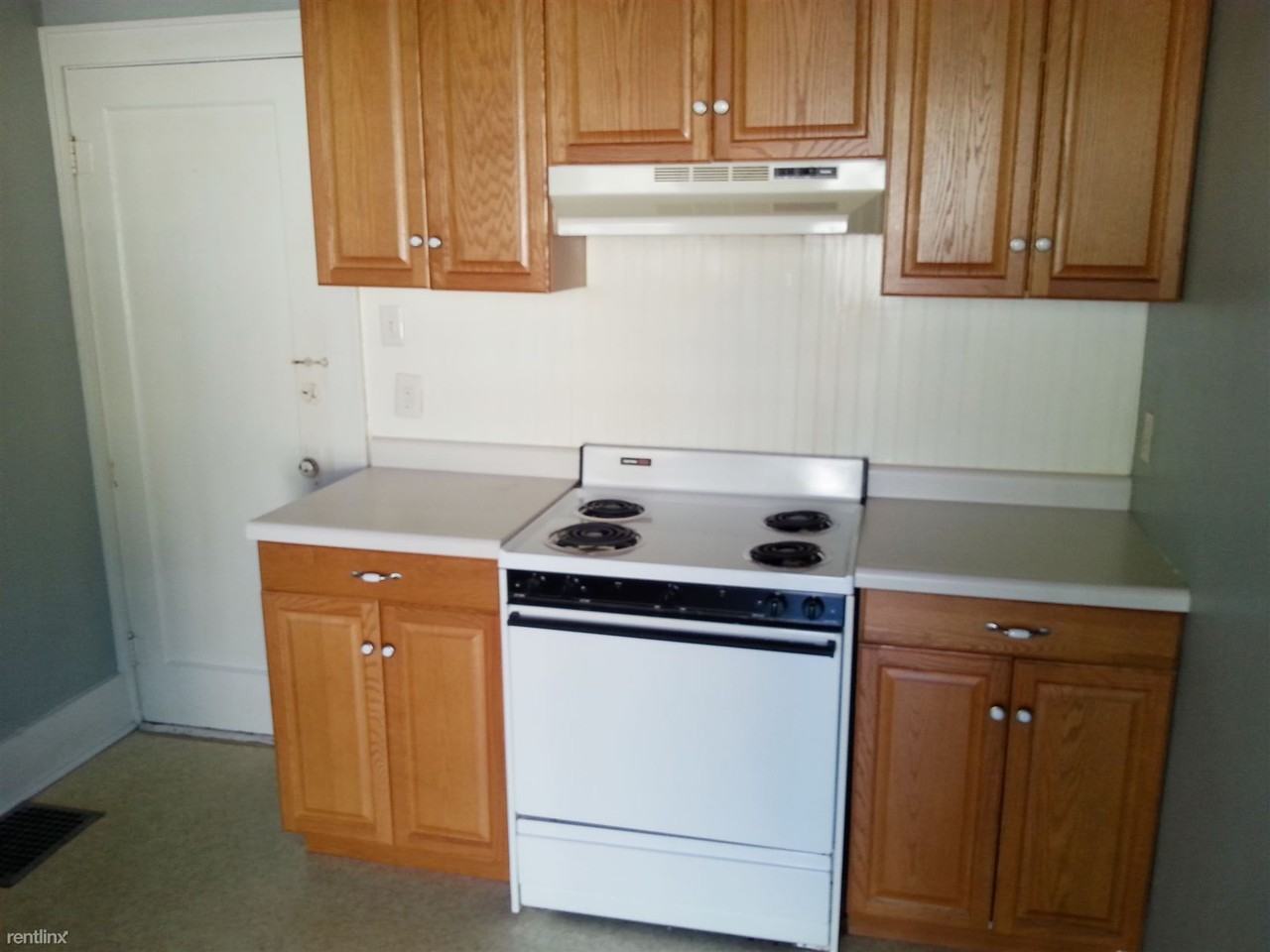 808 W Washington St - Photo 2 of 4