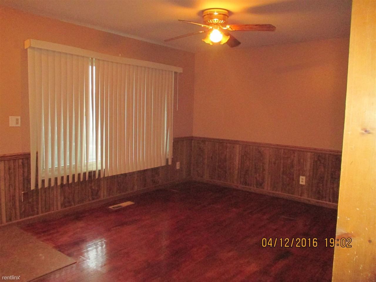 3328 Grantsburg Dr - Photo 3 of 13