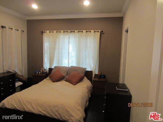 226 N Almont Dr - Photo 3 of 3