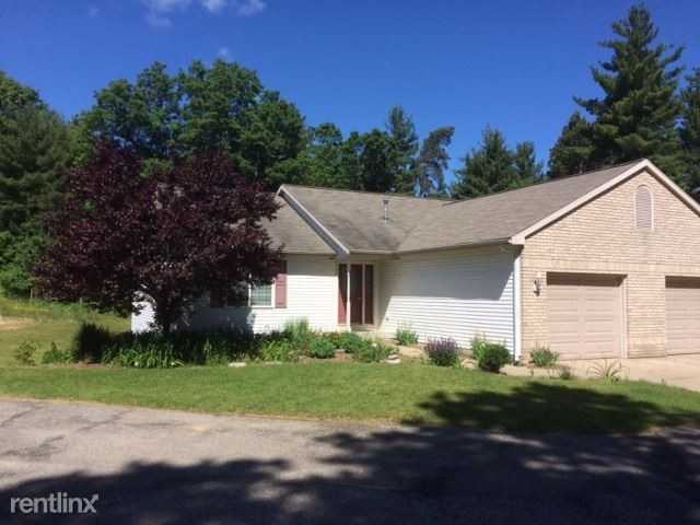 3776 Edgerton Ct - Photo 2 of 4