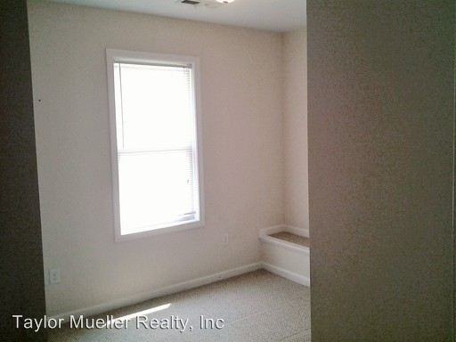 708 Ray St - Photo 2 of 10