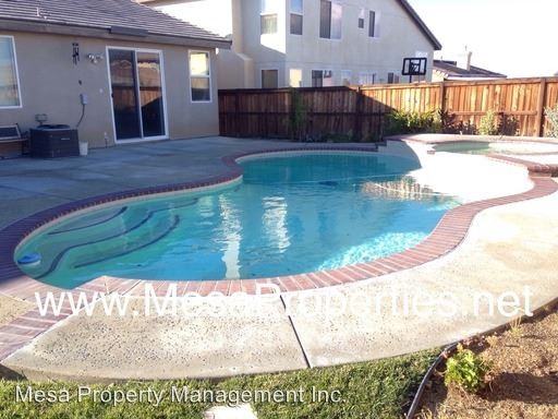 11977 Russell Ct - Photo 3 of 23