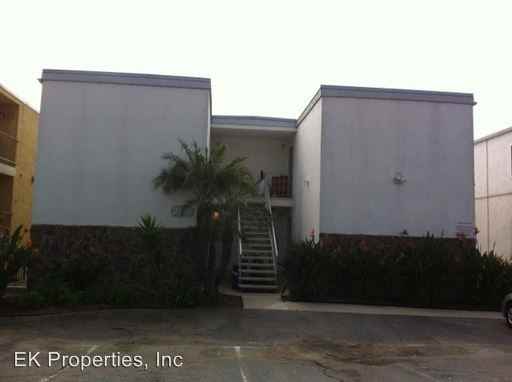 2166 Montgomery Ave - Photo 3 of 34