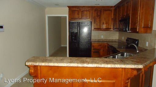 108 Brookfield Dr - Photo 3 of 12