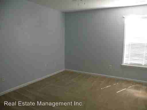 106 Frost Ct - Photo 3 of 23