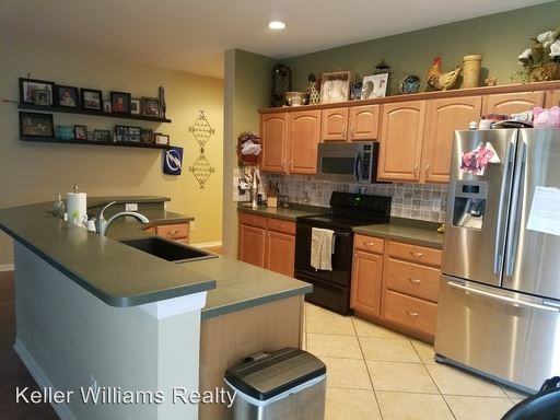 743 Star Pointe Dr - Photo 3 of 15