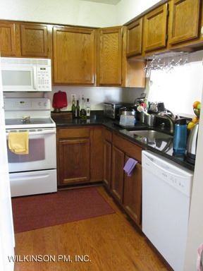 6912L Mary Caroline Cir #L - Photo 2 of 9