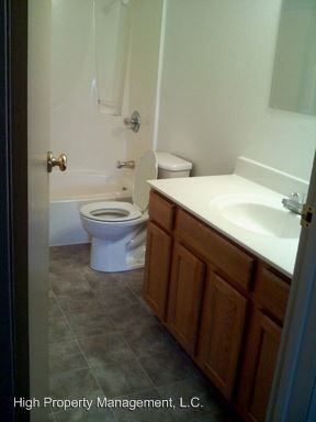 3535 E Ave NW #6 - Photo 3 of 5
