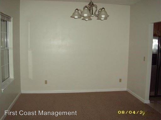 204 Myrtle Ave - Photo 3 of 27