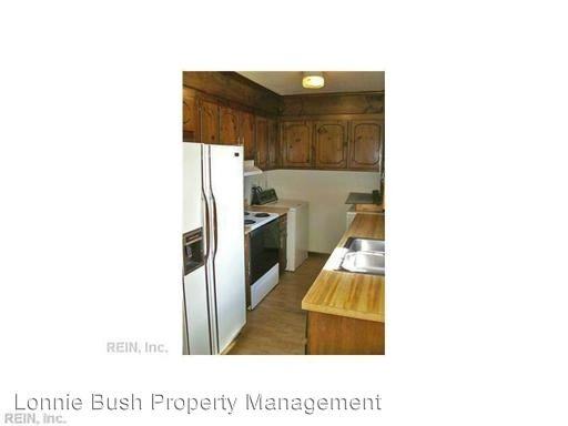 305 Christa Dr - Photo 2 of 4