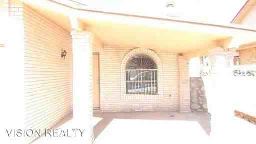 11717 Henry Phipps Dr - Photo 3 of 12