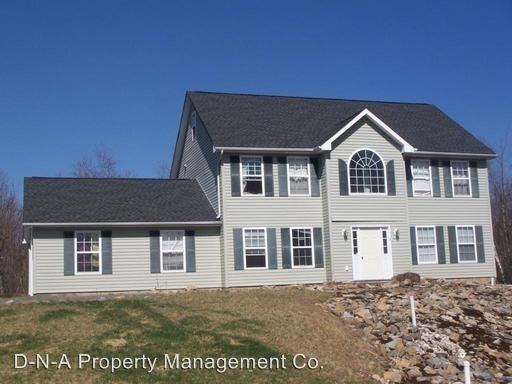 269 Russell Ct - Photo 2 of 14