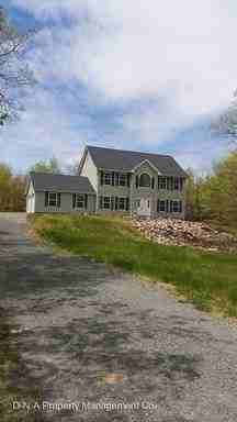 269 Russell Ct - Photo 3 of 14