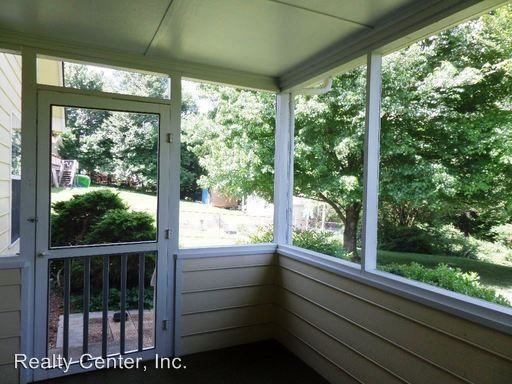 124 Autumn Dr - Photo 3 of 21