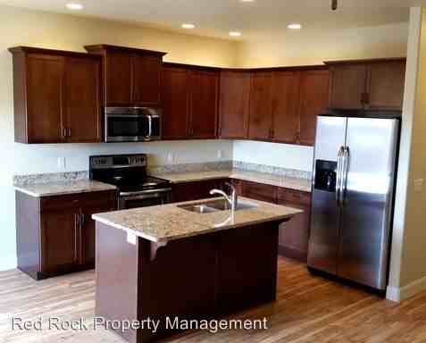 2528 Manzoni Road - Photo 3 of 39