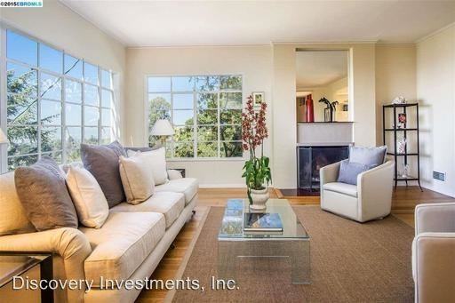 2049 Bywood Dr - Photo 3 of 26