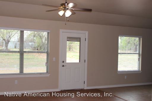 1115 Tim Holt Dr - Photo 3 of 16