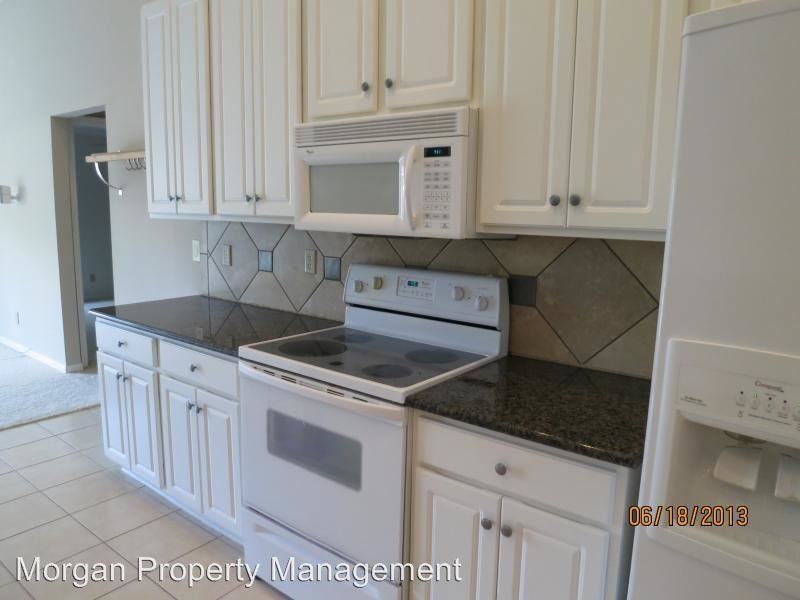 12892 Chets Creek Dr N - Photo 3 of 17