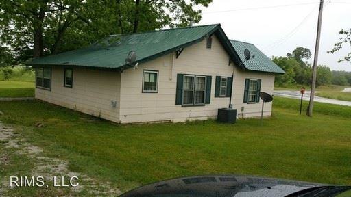 6312 Shade Tree Ln - Photo 3 of 13