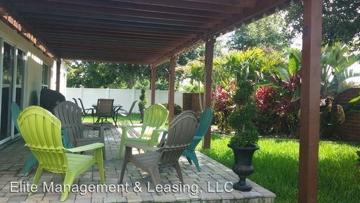 5108 Legacy Oaks Dr - Photo 2 of 14