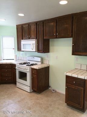 23923 Capistrano Ct - Photo 3 of 13