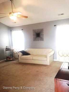 7313 Woodhall Dr - Photo 2 of 16