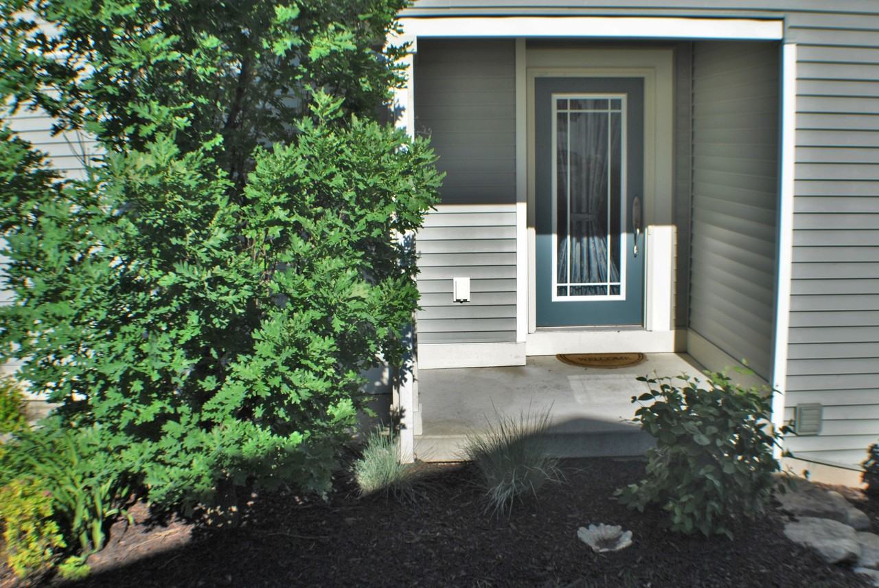 1242 Coopers Pass SW - Photo 3 of 17