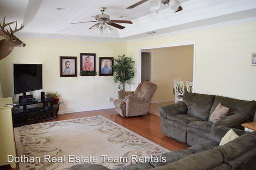 501 Windmill Rd - Photo 2 of 11