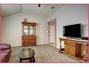 9301 Goldenview Dr - Photo 3 of 12