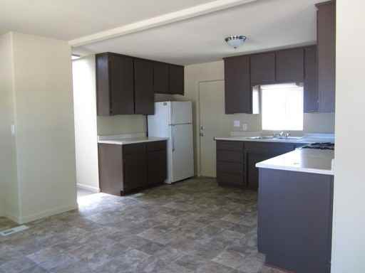 2880 Starkey Point Rd - Photo 3 of 11