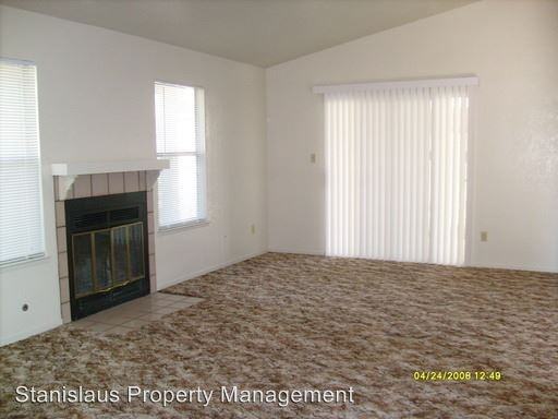 1616 Central Ave - Photo 2 of 3