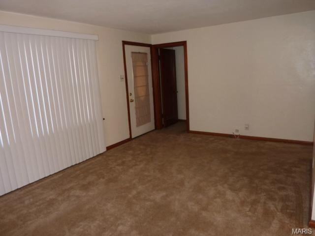 9430 Trescott Ave - Photo 3 of 11