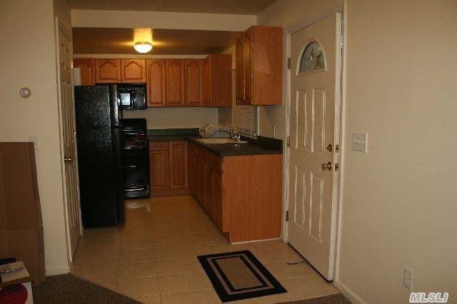 6 Spencer Ln - Photo 3 of 9