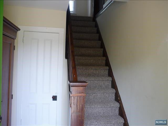 166 Crescent Ave - Photo 2 of 9