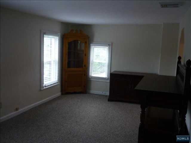 166 Crescent Ave - Photo 3 of 9